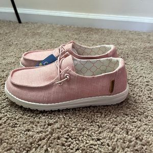 Hey dude Wendy Linen youth size 1